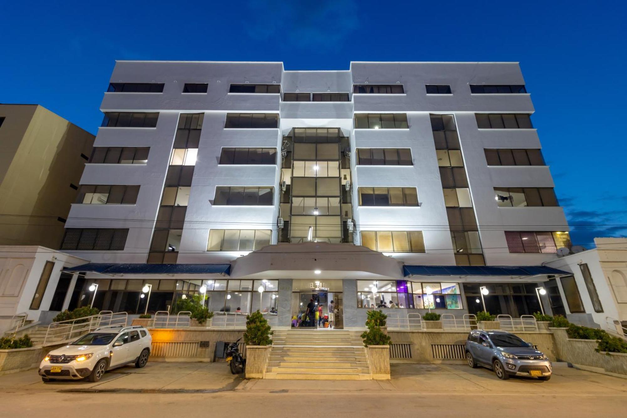 Hotel Axis Inn By Geh Suites — Photos 2